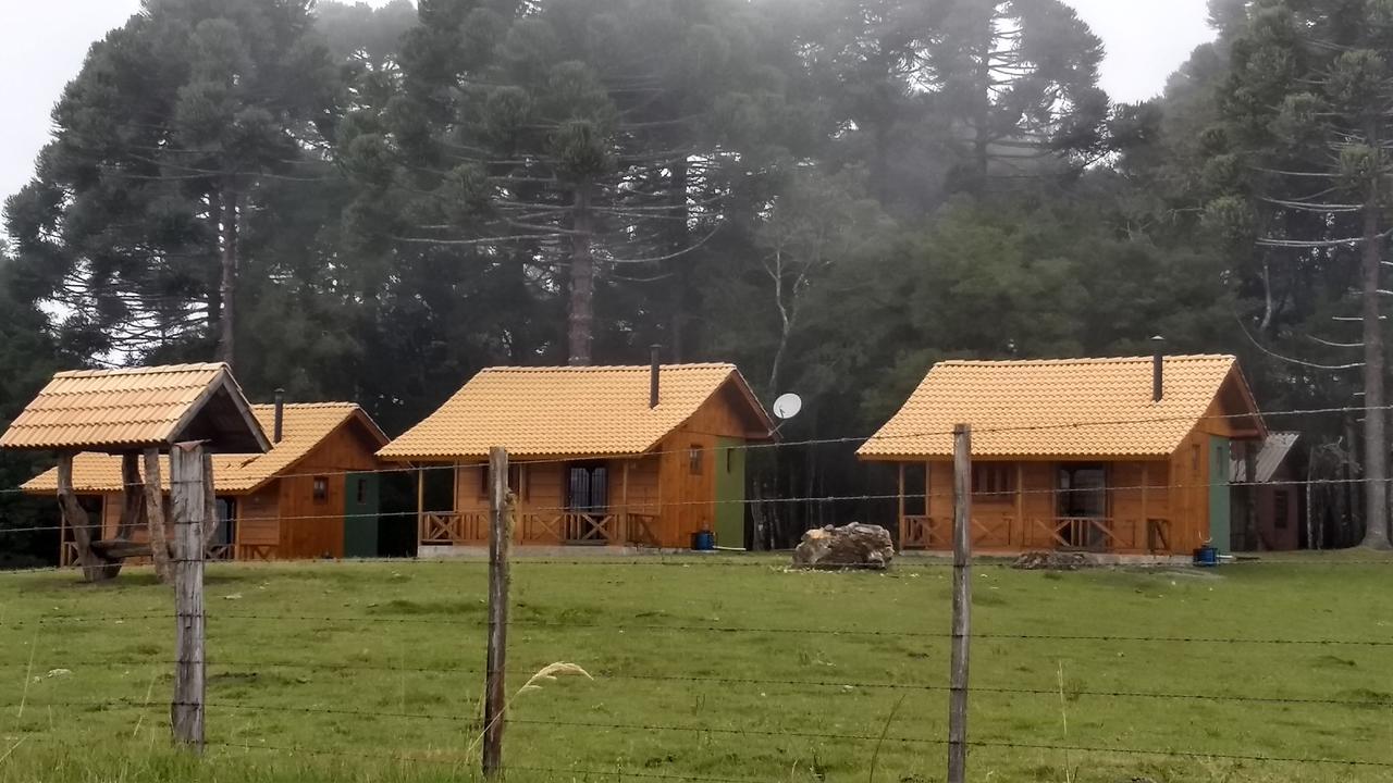 Chalés Rincão Comprido Canela Esterno foto